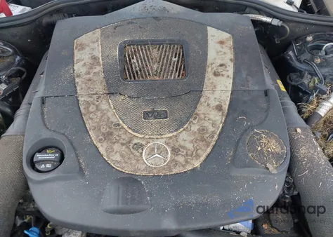 2008 Mercedes-Benz S 550 z USA, uszkodzony, nr VIN WDDNG71X38A209699